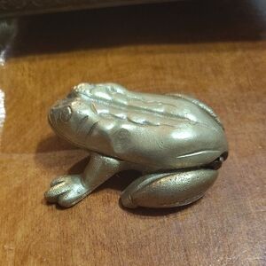 Brass Frog Trinket Box  Collectible